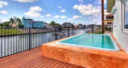 Experience Rockport charm, just a quick 11-minutes drive to Rockport Beach Park