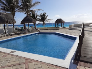 Alberca al aire libre