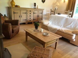 TV, fireplace, stereo - Belle Villa Provencale Dans un Écrin de Verdure (Fayence)