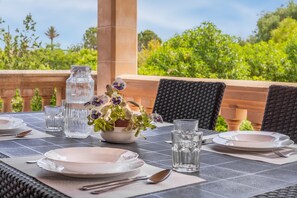 Servei de restauració a l'aire lliure