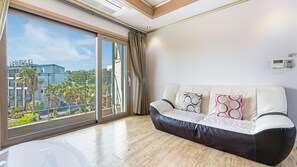 1 bedroom, free WiFi - Seogwipo Portavenue (Seogwipo)