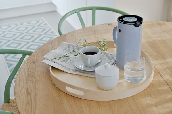 Kaffee und/oder Kaffeemaschine