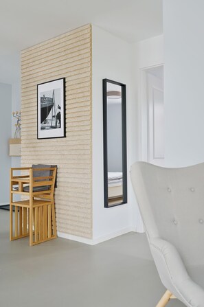 2 Schlafzimmer, Zimmersafe, Schreibtisch, Reisekinderbett