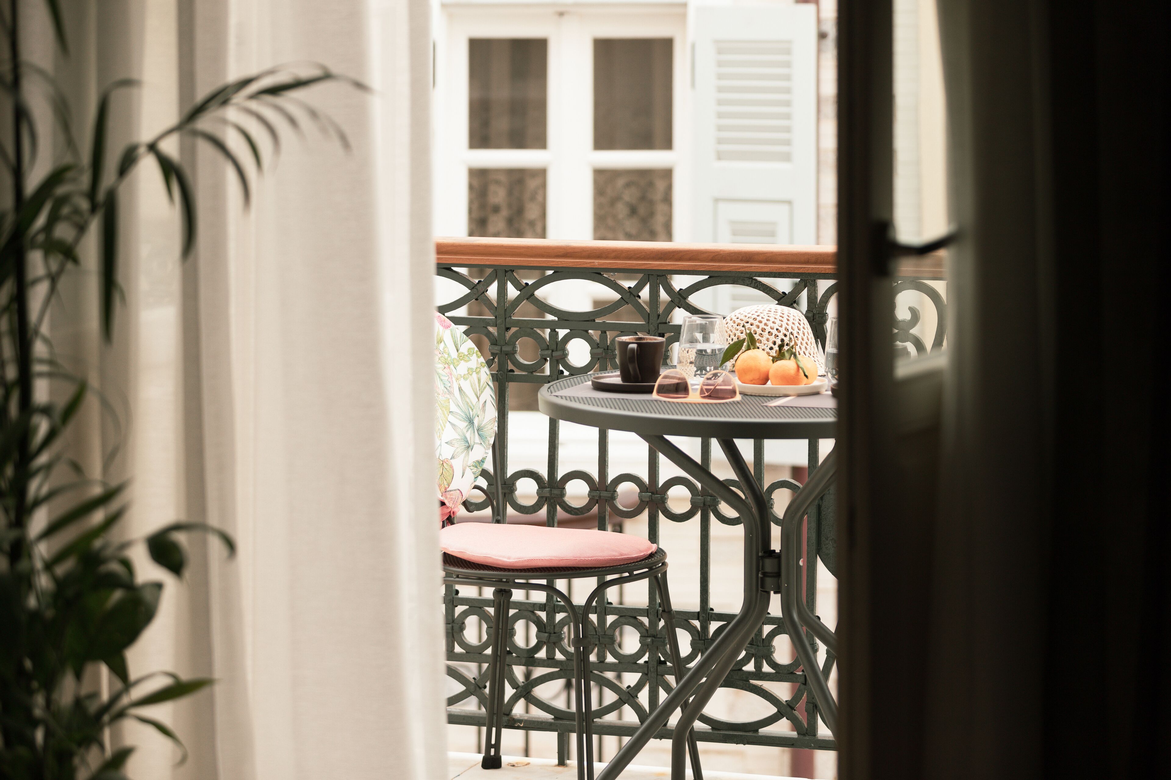 Castro Prestige Suite | Servicio de comidas en la habitación