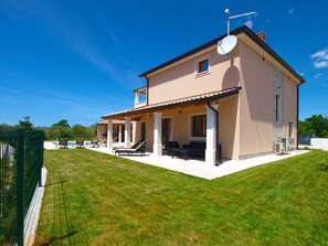 Exterior - Villa 2086/39043 (Istria - Klarići), 13000m from the beach (Klarici)