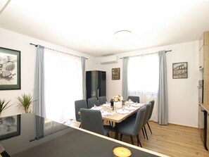 Dining - Villa 2086/39043 (Istria - Klarići), 13000m from the beach (Klarici)