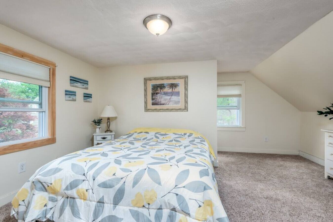 4 Bed Home In Old Orchard | 5 Min To Beach