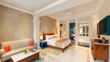 1 bedroom, premium bedding, minibar, in-room safe