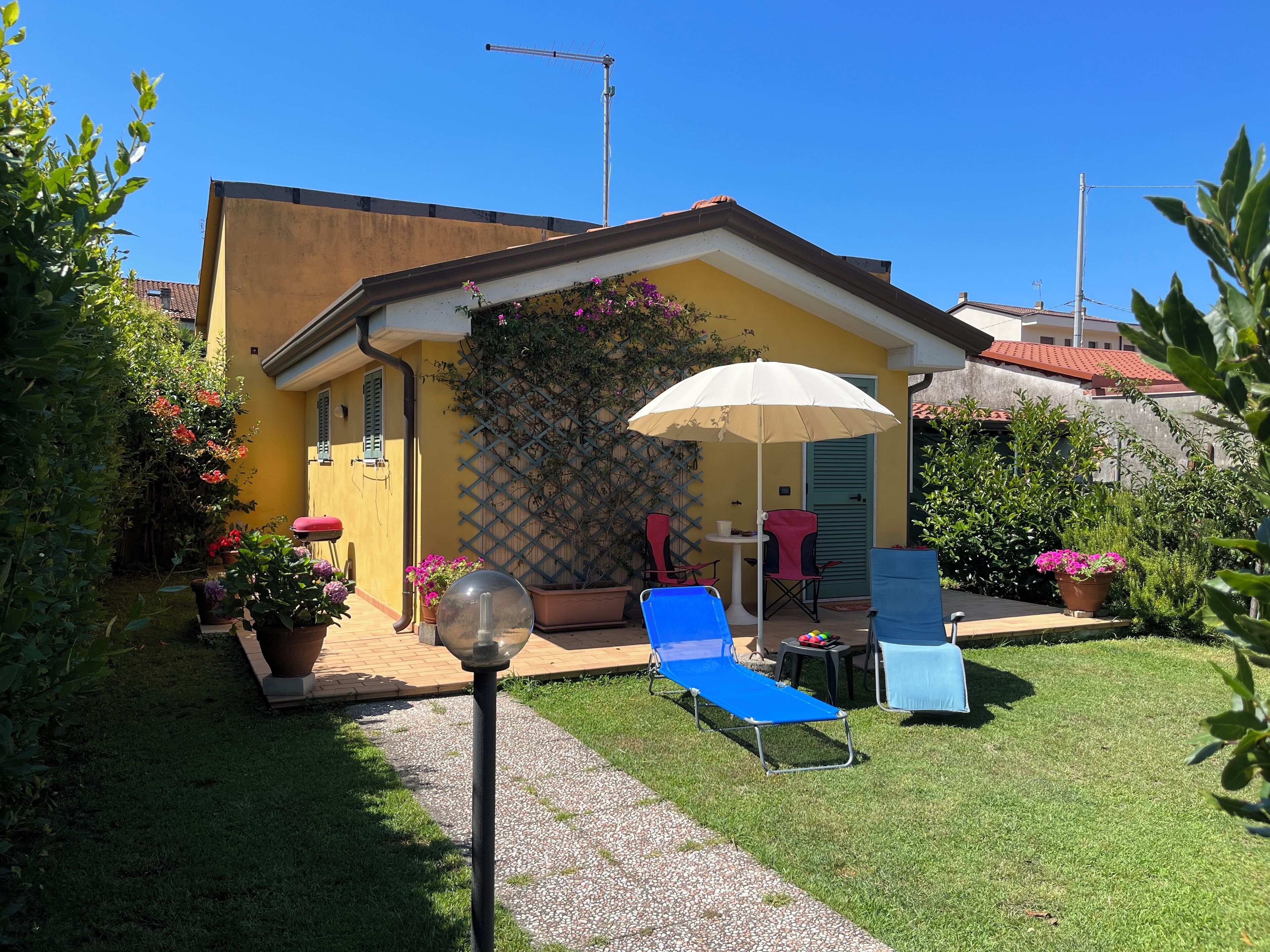 100metri dal Mare Marina di Carrara