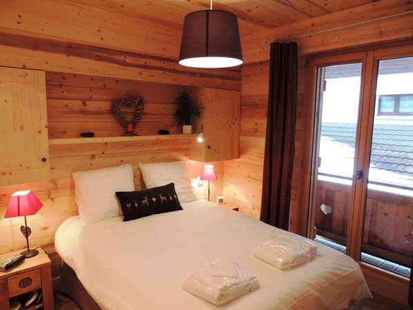 2 sovrum, strykjärn/strykbräda och gratis wi-fi