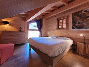 3 bedrooms, iron/ironing board, free WiFi - Spacious apartment in village center with parking (Les Gets)