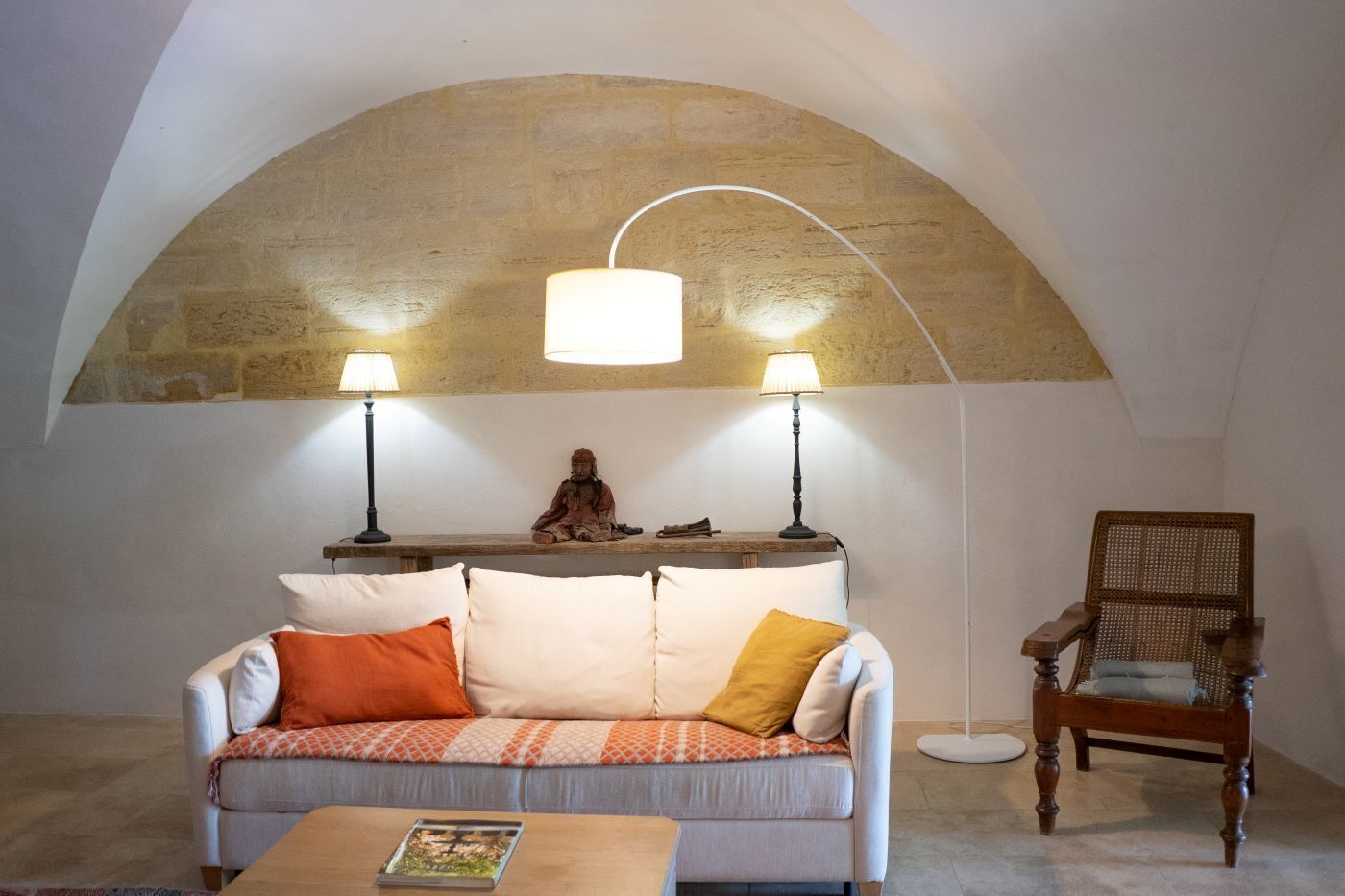 Les Canisses, gorgeous apartment, heart of Uzès.