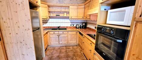 Frigorífic, microones, forn i rentaplats