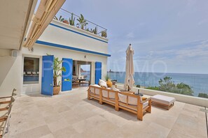 Terrace/patio - Villa vue mer Avec Piscine Plage (Saint-Raphaël)