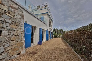 Exterior - Villa vue mer Avec Piscine Plage (Saint-Raphaël)