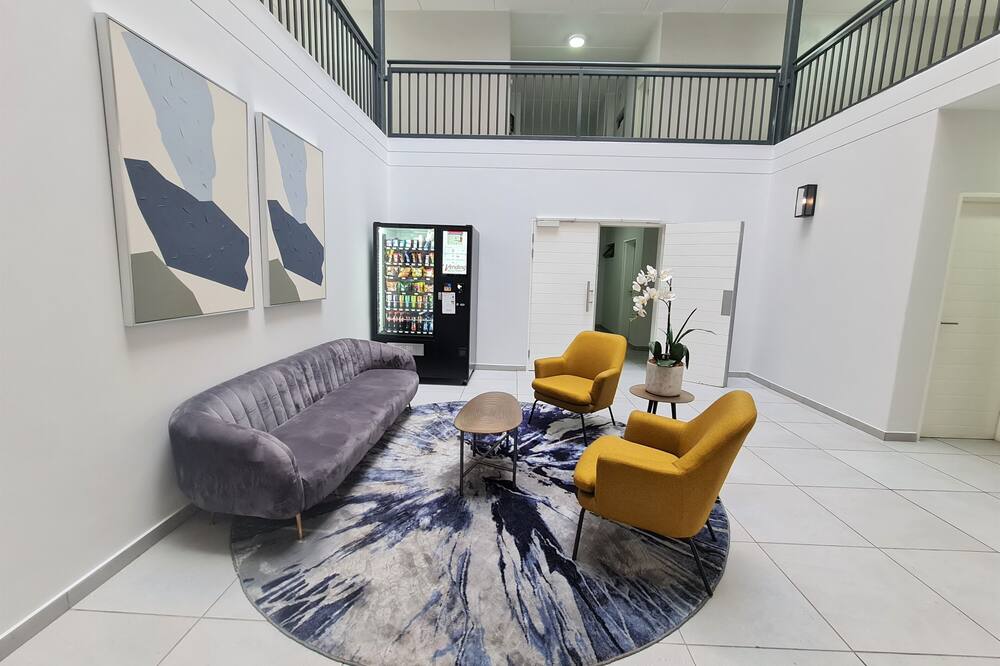 MINT Express Melrose View