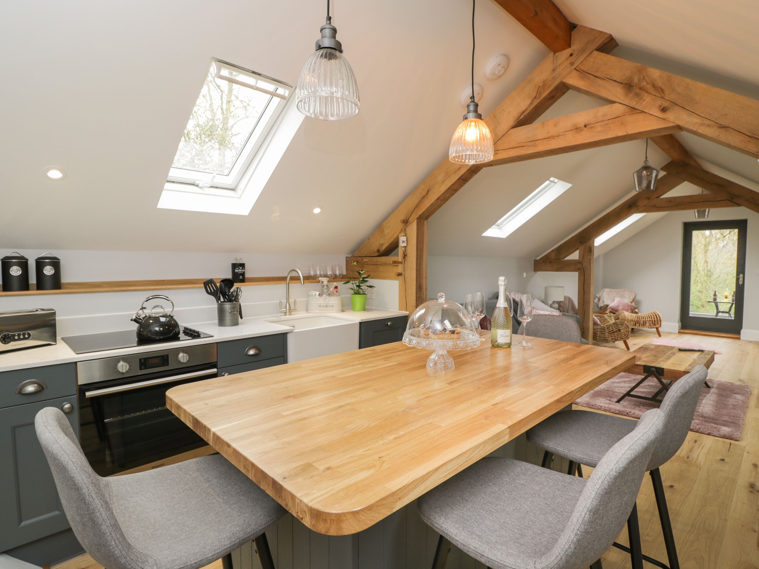 Cottage | Interior