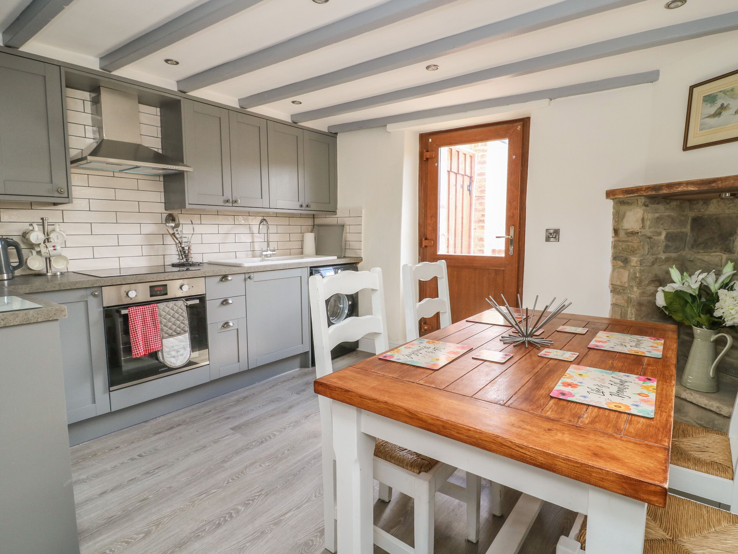 Cottage | Cuisine privée | Réfrigérateur, bouilloire électrique, grille-pain
