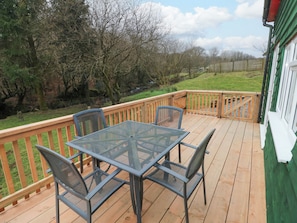 Cottage | Outdoor dining - The Hen Pen (Llanfyrnach)