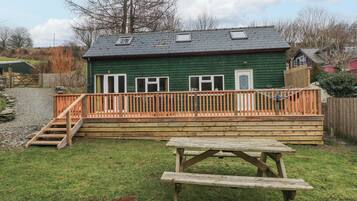Cottage | Outdoor dining