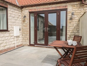 Cottage | Balcony - Laurel Farm (Malton)