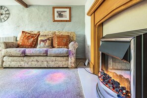 Cottage | Living room - Pendre Cottage (Llanfyrnach)