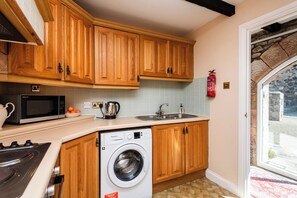 Cottage | Interior