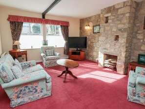 Living area - Honeysuckle (Wooler)