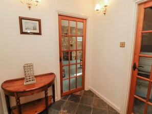 Cottage | Interior - Foxglove Covet (Wooler)