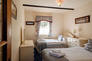 3 bedrooms, individually decorated, individually furnished, free WiFi