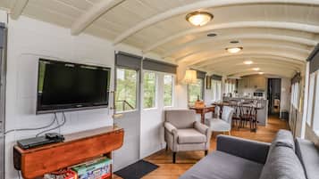 Cottage | Interior