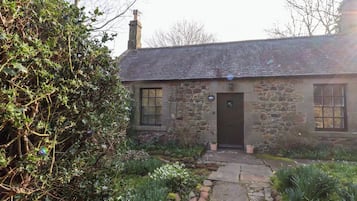 Cottage | Exterior