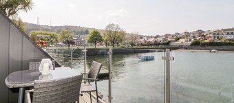 2 บีช คอทเทจ