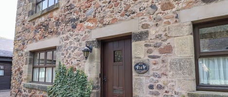 Cottage | Exterior detail