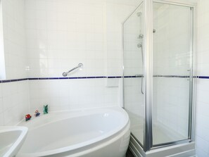 Ferienhaus | Badezimmer | Dusche