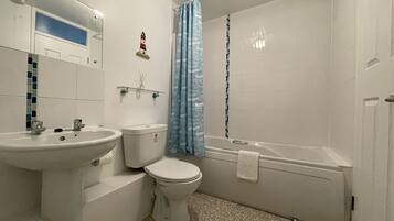 Ferienhaus | Badezimmer | Dusche