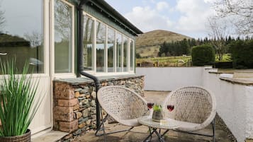 Cottage | Property grounds
