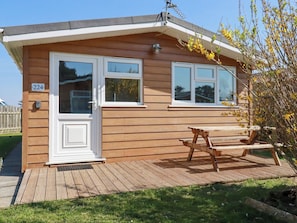Cottage | Outdoor dining