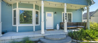 Locust Estates Luxury Home – Downtown Windsor