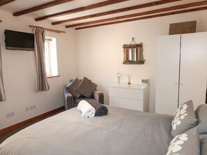 Chaumière | 2 chambres, décor unique, ameublement unique, accès au Wi-Fi (inclus)