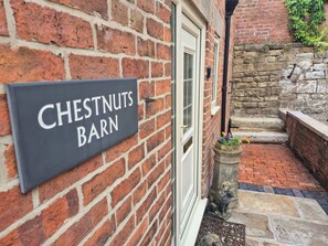 Cottage | Exterior detail - Chestnuts Barn (Belper)