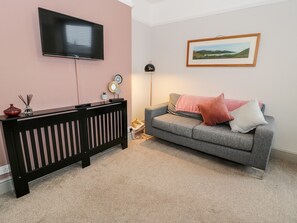 Cottage | Living area