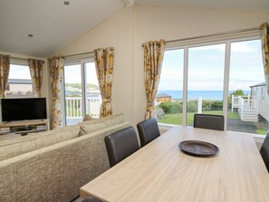 Cottage | Interior - The Potting Shed (New Quay)