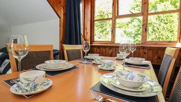 Cottage | Interior