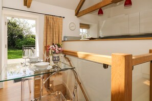 Cottage | Interior