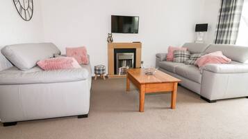 Cottage | Living room