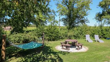 Cottage | Property grounds