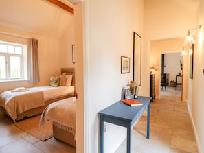 Cottage | Interior