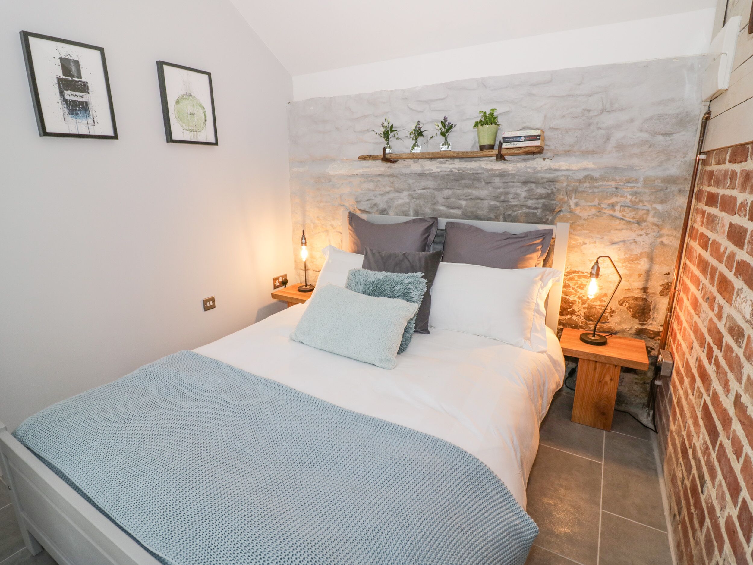 Cottage | 2 bedrooms, individually decorated, individually furnished, free WiFi