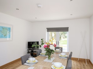 Cottage | Interior